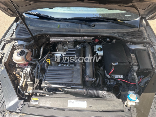 Volkswagen Passat 2017 Dark Gray Automatic Used for Sale in Maadi - 7