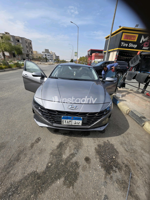 هيونداي إلنترا سى ان 7 2021 رمادي أوتوماتيك مستعملة للبيع في الجيزة - 6