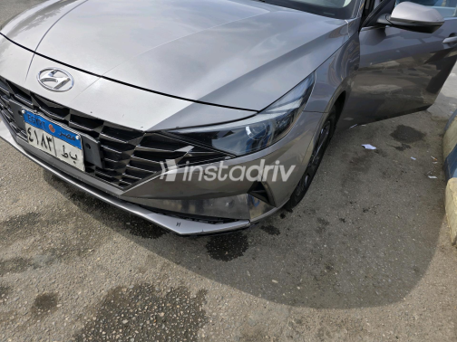 هيونداي إلنترا سى ان 7 2021 رمادي أوتوماتيك مستعملة للبيع في الجيزة - 9