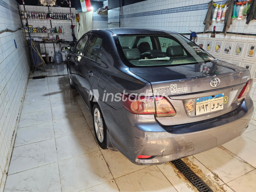 Toyota Corolla 2013 Gray Automatic Used for Sale in Giza - 3