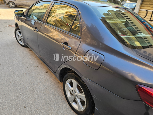 Toyota Corolla 2013 Gray Automatic Used for Sale in Giza - 6