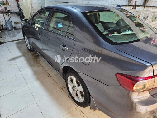 Toyota Corolla 2013 Gray Automatic Used for Sale in Giza - 10