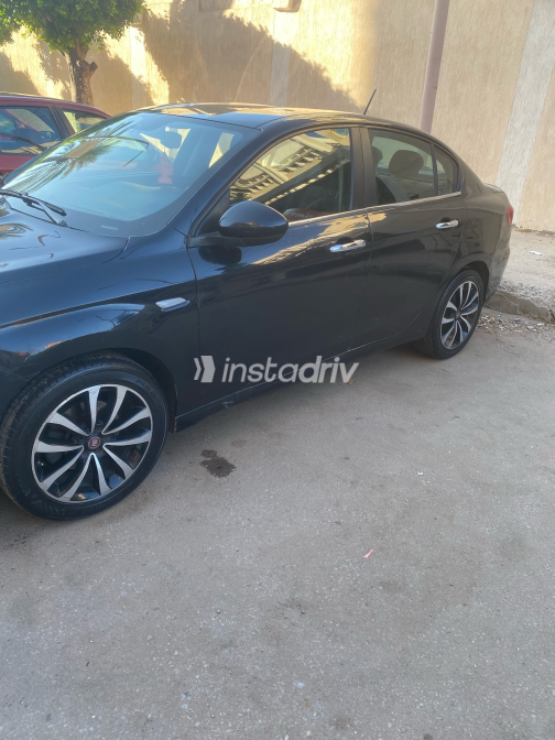 فيات تيبو 2019 أسود أوتوماتيك مستعملة للبيع في طنطا - 5