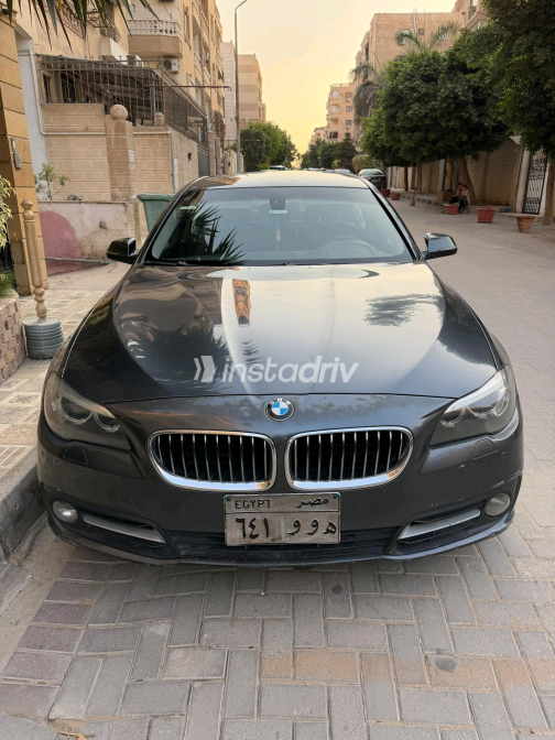 بي ام دبليو 520 2015 رمادي أوتوماتيك مستعملة للبيع في الهرم - 6
