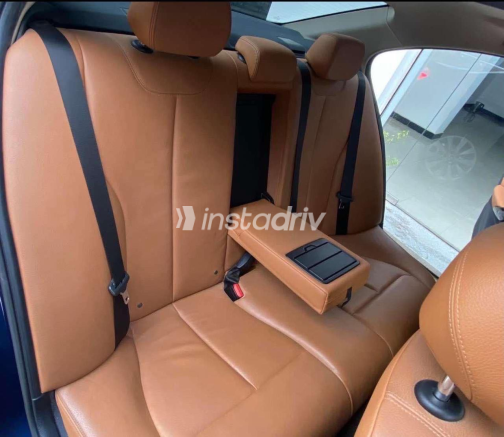 BMW 318 2018 Gray Automatic Used for Sale in Nasr city - 4