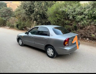 دايو لانوس 2 2006 أخضر يدوي مستعملة للبيع في شيراتون