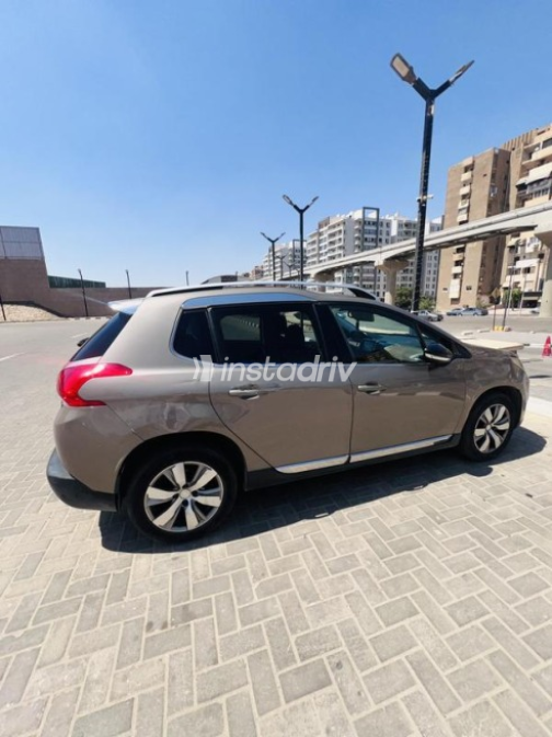 Peugeot 2008 2016 Bronze Automatic Used for Sale in Nasr city - 3