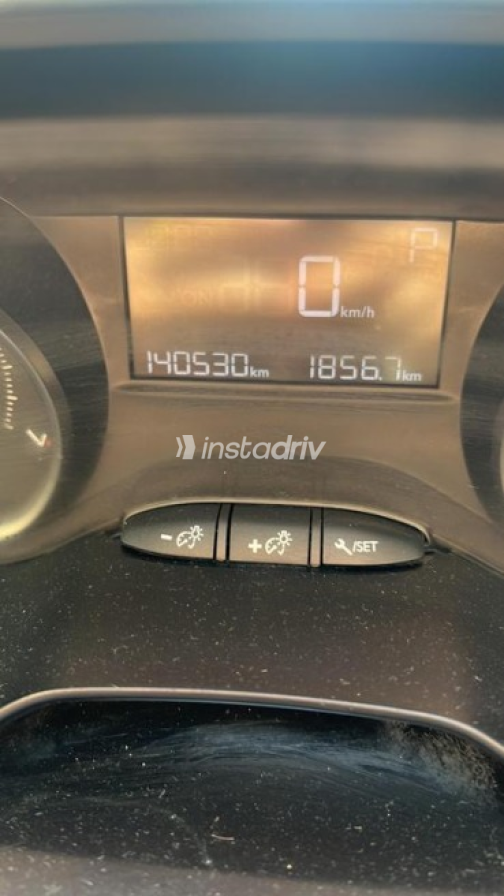 Peugeot 2008 2016 Bronze Automatic Used for Sale in Nasr city - 6