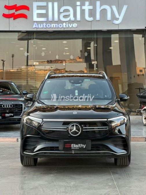 مرسيدس E 350 2024 أسود أوتوماتيك مستعملة للبيع في القاهرة - 1
