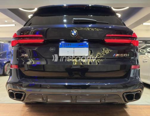 بي ام دبليو X5 M 2025 أزرق غامق أوتوماتيك مستعملة للبيع في مصر الجديدة - 6