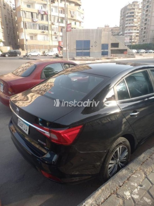 ام جى 5 2024 أسود أوتوماتيك مستعملة للبيع في مدينة نصر - 3