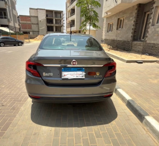 فيات تيبو 2018 رمادي أوتوماتيك مستعملة للبيع في القليوبية‎‎