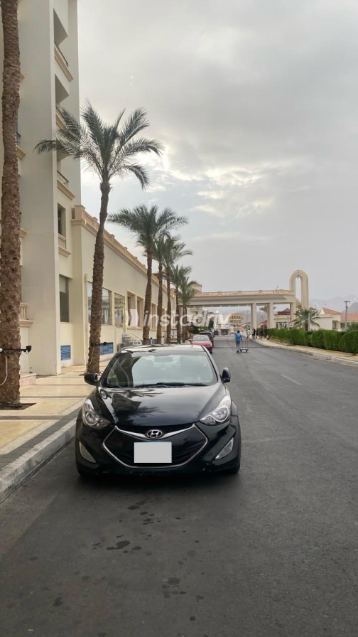 Hyundai Elantra MD 2013 Black Automatic Used for Sale in Cairo - 5