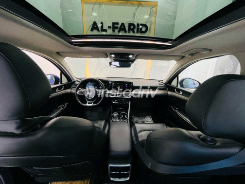 كيا K5 2022 أبيض أوتوماتيك مستعملة للبيع في الإسكندرية - 4
