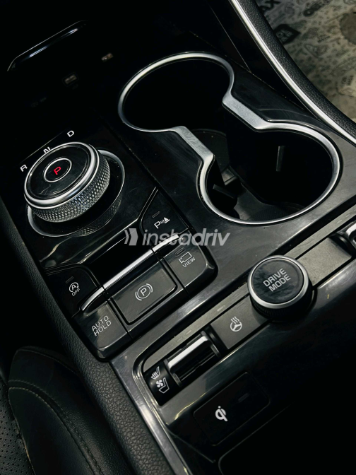 كيا K5 2022 أبيض أوتوماتيك مستعملة للبيع في الإسكندرية - 7