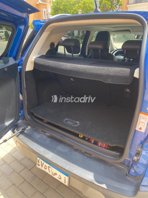 Ford EcoSport 2019 Blue Automatic Used for Sale in Cairo - 4