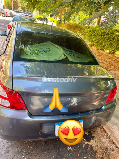 Peugeot 301 2014 Gray Automatic Used for Sale in Cairo - 1