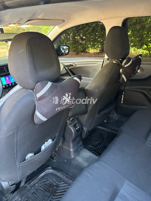Peugeot 301 2014 Gray Automatic Used for Sale in Cairo - 3