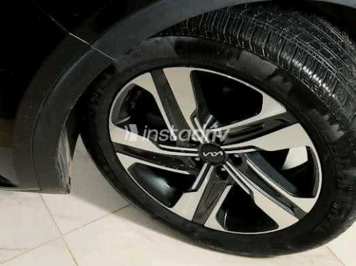 Kia Sorento 2023 Black Automatic Used for Sale in Beheira - 2