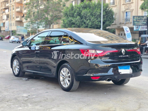 رينو ميجان 2020 أسود أوتوماتيك مستعملة للبيع في مدينة نصر - 4