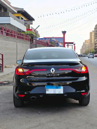 رينو ميجان 2020 أسود أوتوماتيك مستعملة للبيع في مدينة نصر