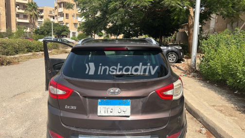 هيونداي IX 35 2016 بني أوتوماتيك مستعملة للبيع في الجيزة - 5