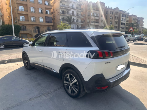 بيجو 5008 2020 أبيض أوتوماتيك مستعملة للبيع في الجيزة - 5