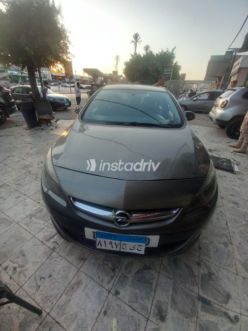 اوبل أسترا 2021 فضي أوتوماتيك مستعملة للبيع في مدينة نصر - 2