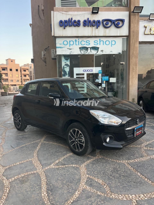 Suzuki Swift 2024 Black Automatic Used for Sale in Giza - 6