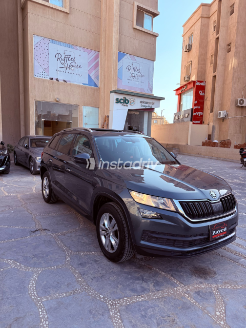 سكودا كودياك 2019 رمادي أوتوماتيك مستعملة للبيع في الجيزة - 2
