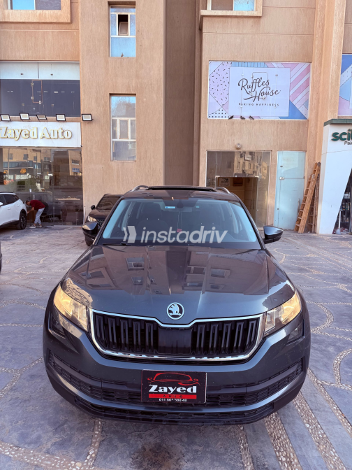 سكودا كودياك 2019 رمادي أوتوماتيك مستعملة للبيع في الجيزة - 10