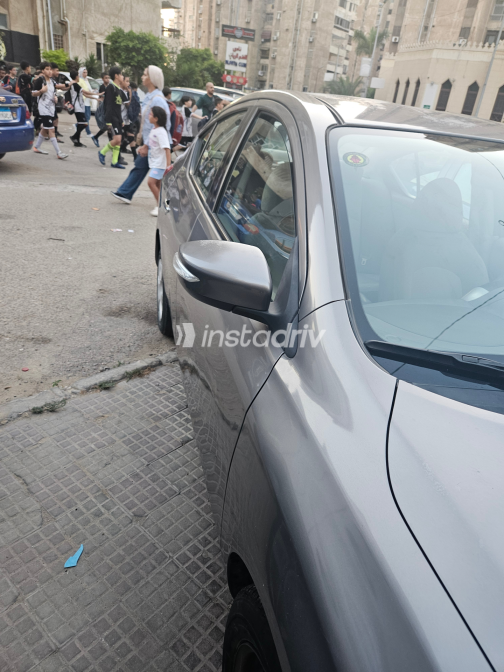 Nissan Sunny 2018 Gray Automatic Used for Sale in Alexandria - 4