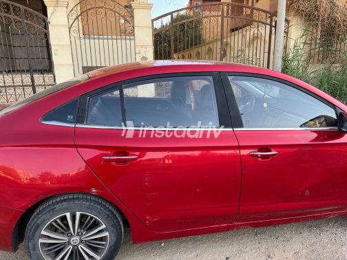ام جى 5 2020 أحمر أوتوماتيك مستعملة للبيع في الجيزة - 7