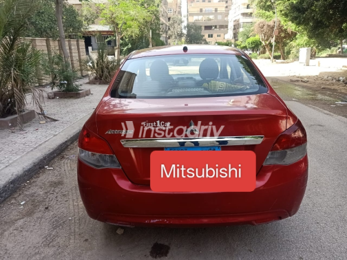 Mitsubishi Attrage 2015 Red Automatic Used for Sale in Giza - 5