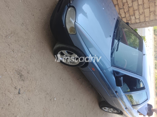 Ford Escort 2000 Gray Manual Used for Sale in Ismailia - 4