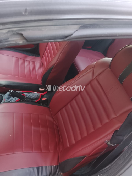 Ford Escort 2000 Gray Manual Used for Sale in Ismailia - 9