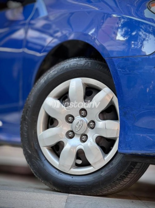 Hyundai Elantra 2022 Dark Blue Automatic Used for Sale in Cairo - 4