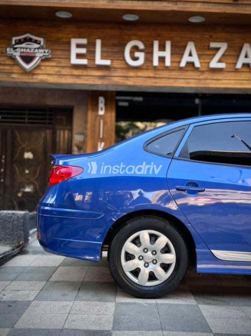 Hyundai Elantra 2022 Dark Blue Automatic Used for Sale in Cairo - 8
