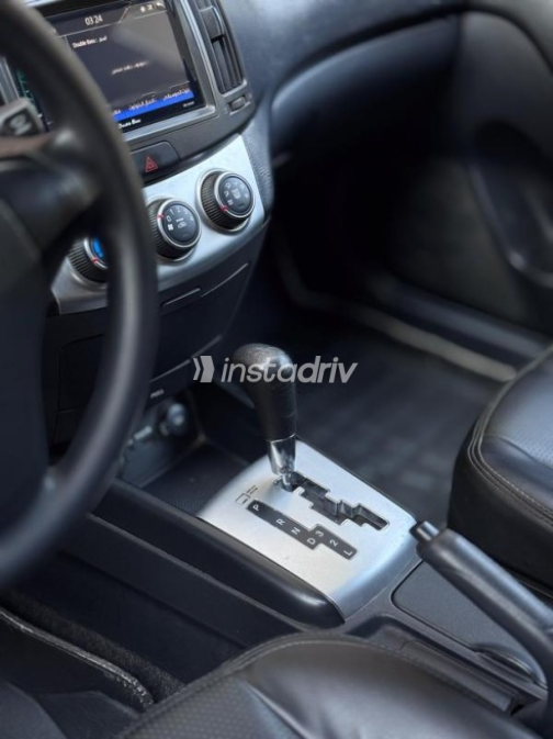Hyundai Elantra 2022 Dark Blue Automatic Used for Sale in Cairo - 10