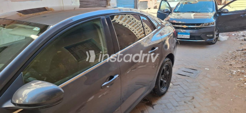 رينو ميجان 2020 رمادي غامق أوتوماتيك مستعملة للبيع في القاهرة الكبرى ( القاهرة - الجيزة) - 7
