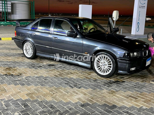 BMW 318 1990 Black Automatic Used for Sale in Greater Cairo ( Cairo + Giza) - 1