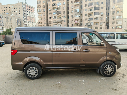 شينراي X30 2024 بني يدوي مستعملة للبيع في القاهرة الكبرى ( القاهرة - الجيزة) - 1