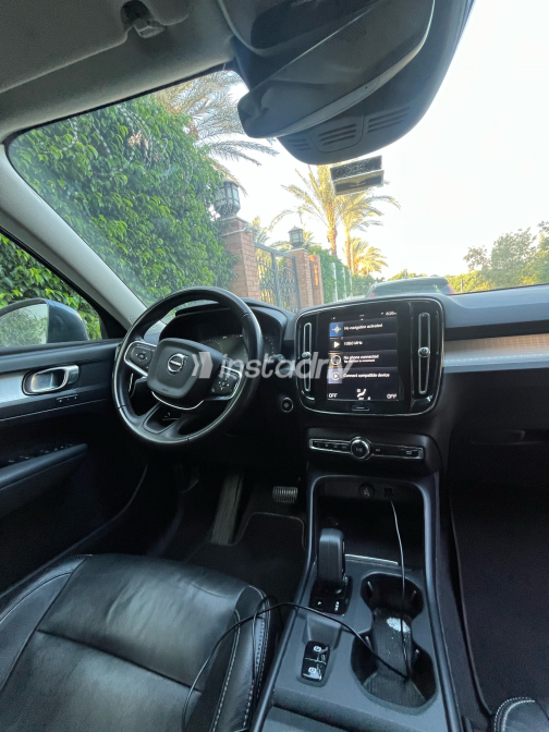 فولفو XC 40 2022 أبيض أوتوماتيك مستعملة للبيع في القاهرة الكبرى ( القاهرة - الجيزة) - 5