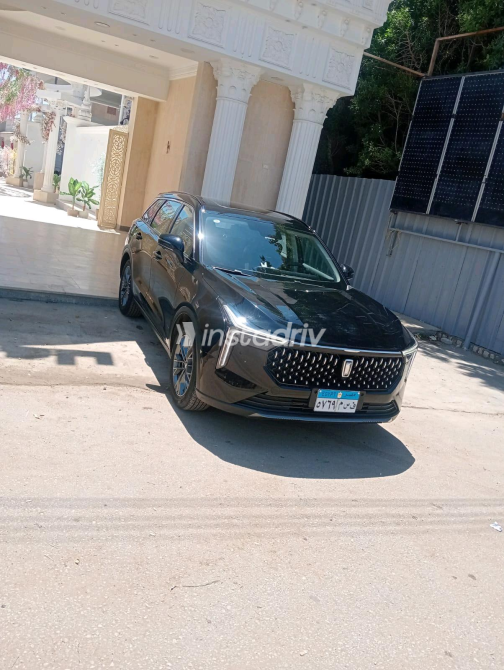 Bestune T55 2025 Black Automatic Used for Sale in Greater Cairo ( Cairo + Giza) - 10