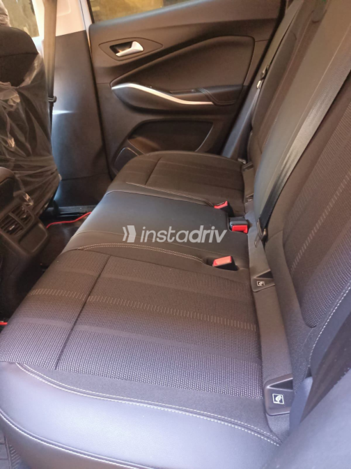 Opel Grandland 2024 White Automatic Used for Sale in Greater Cairo ( Cairo + Giza) - 6