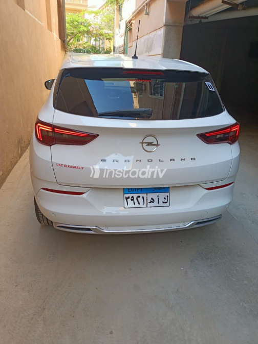 Opel Grandland 2024 White Automatic Used for Sale in Greater Cairo ( Cairo + Giza) - 10