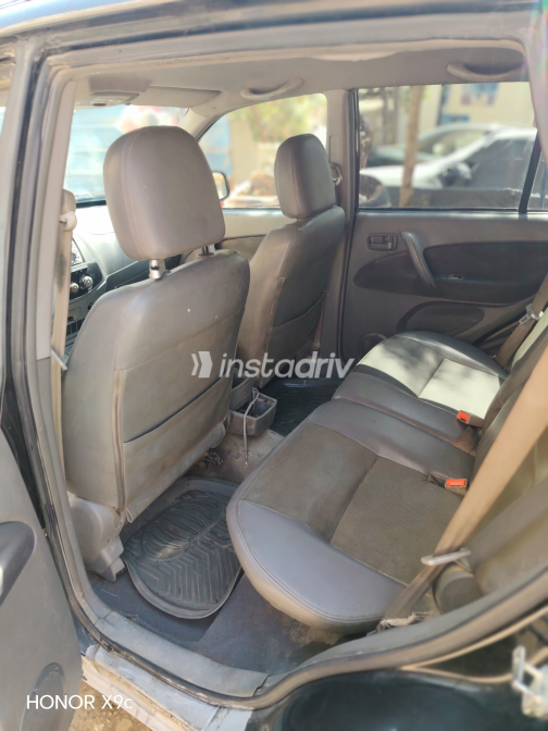 Speranza Tiggo 2011 Black Manual Used for Sale in Greater Cairo ( Cairo + Giza) - 6