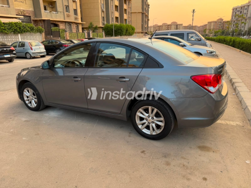 Chevrolet Cruze 2015 Dark Gray Automatic Used for Sale in Greater Cairo ( Cairo + Giza) - 2