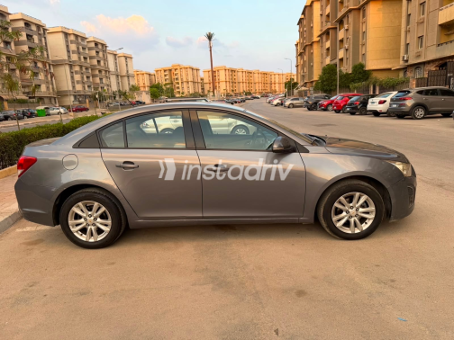 Chevrolet Cruze 2015 Dark Gray Automatic Used for Sale in Greater Cairo ( Cairo + Giza) - 6