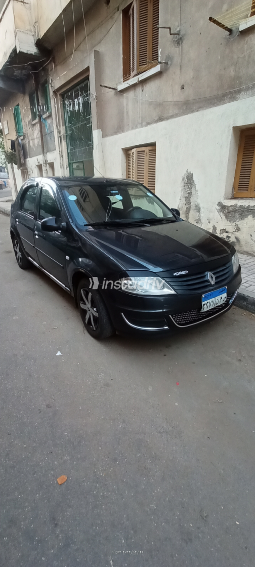 Renault Logan 2012 Gray Manual Used for Sale in Greater Cairo ( Cairo + Giza) - 6